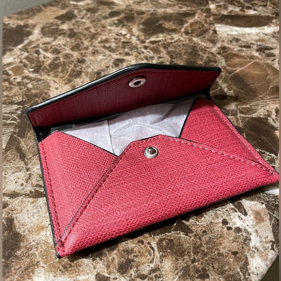 ♦️ Women’s Red Credit Card holder ♦️ - Picture 5 of 8
